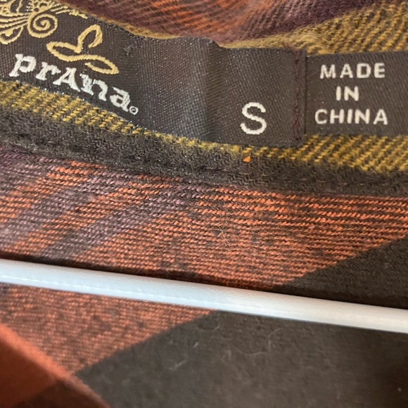 Prana Flannel V Neck Pullover Top Size S - Picture 3 of 4